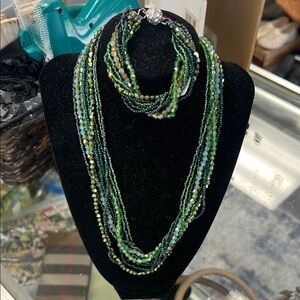 Park Lane Vibrant Green Multi-Strand Necklace and bracelet